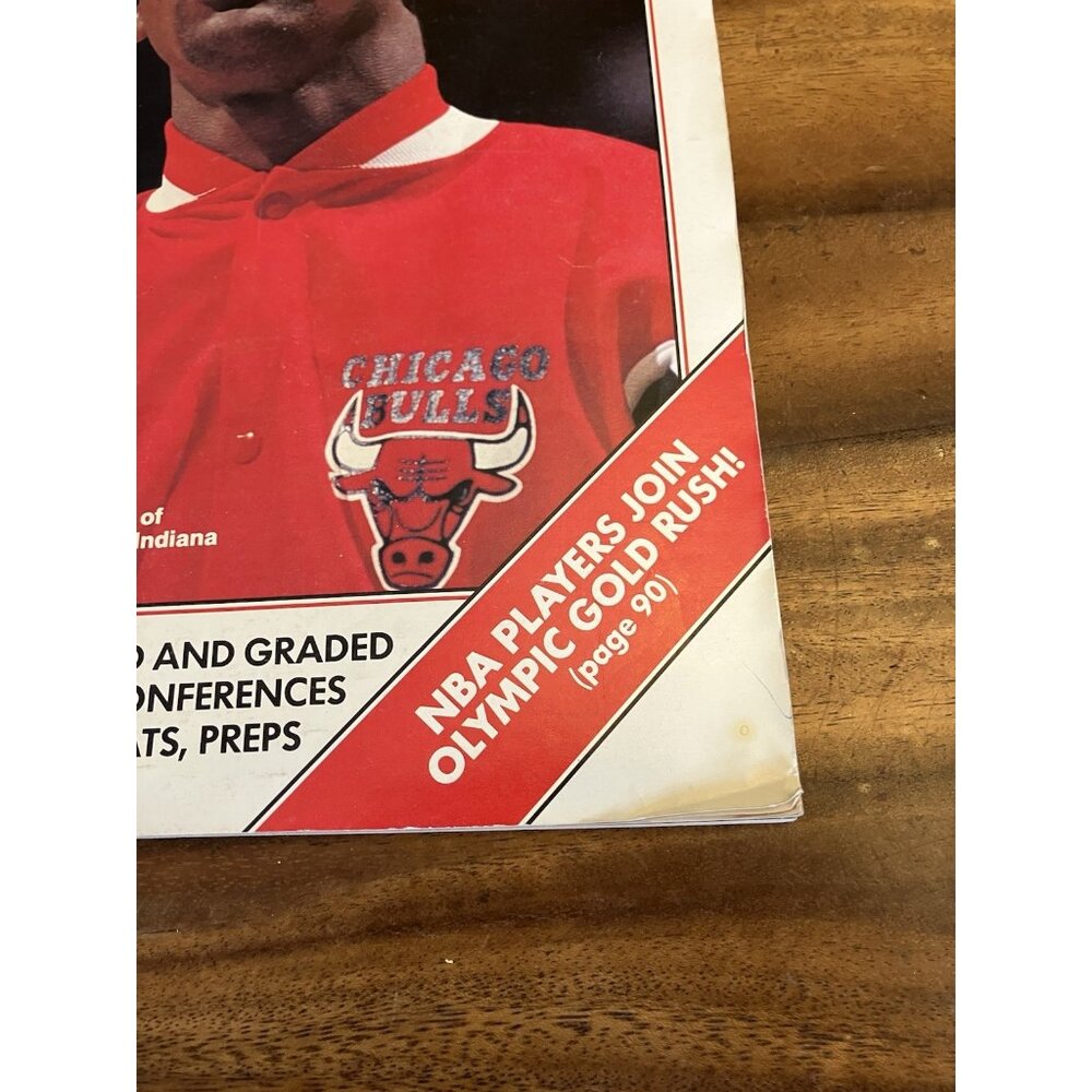 Vintage Michael Jordan Cover Dick Vitale's Basketball Magazine 1992 - Picture 5 of 9